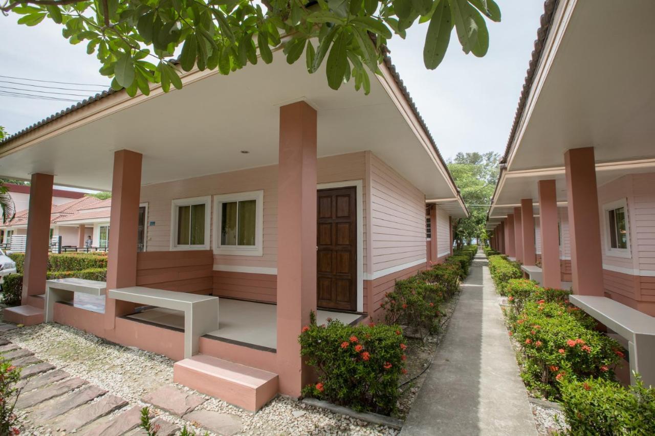 Kiang Talay Resort Районг Екстериор снимка